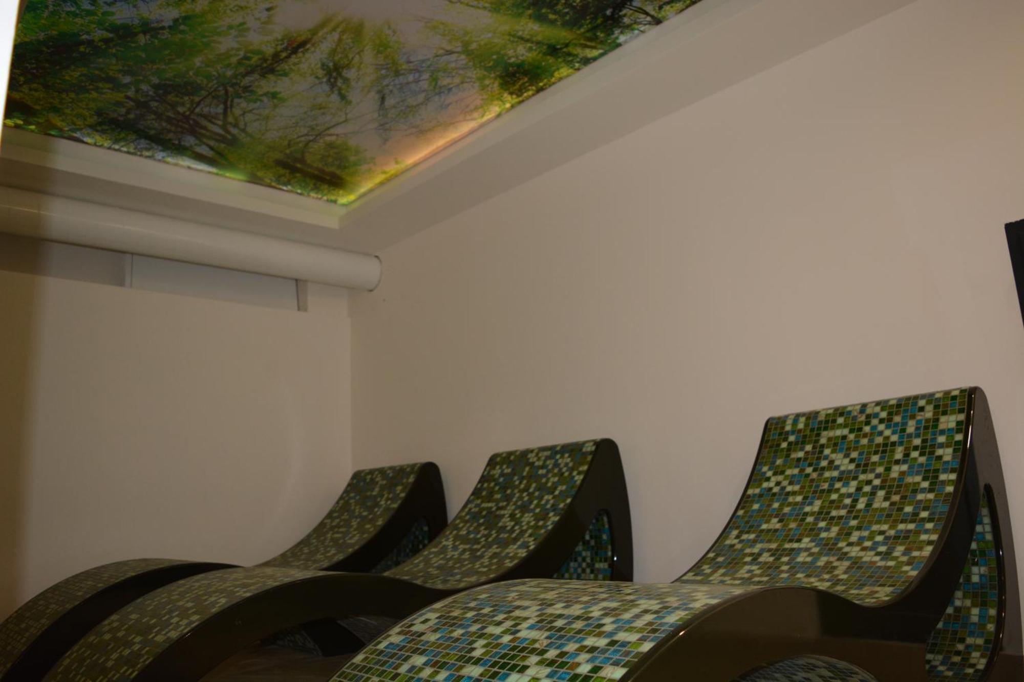 Lola Apartman Milmari & Residence Hill 카파오닉 외부 사진