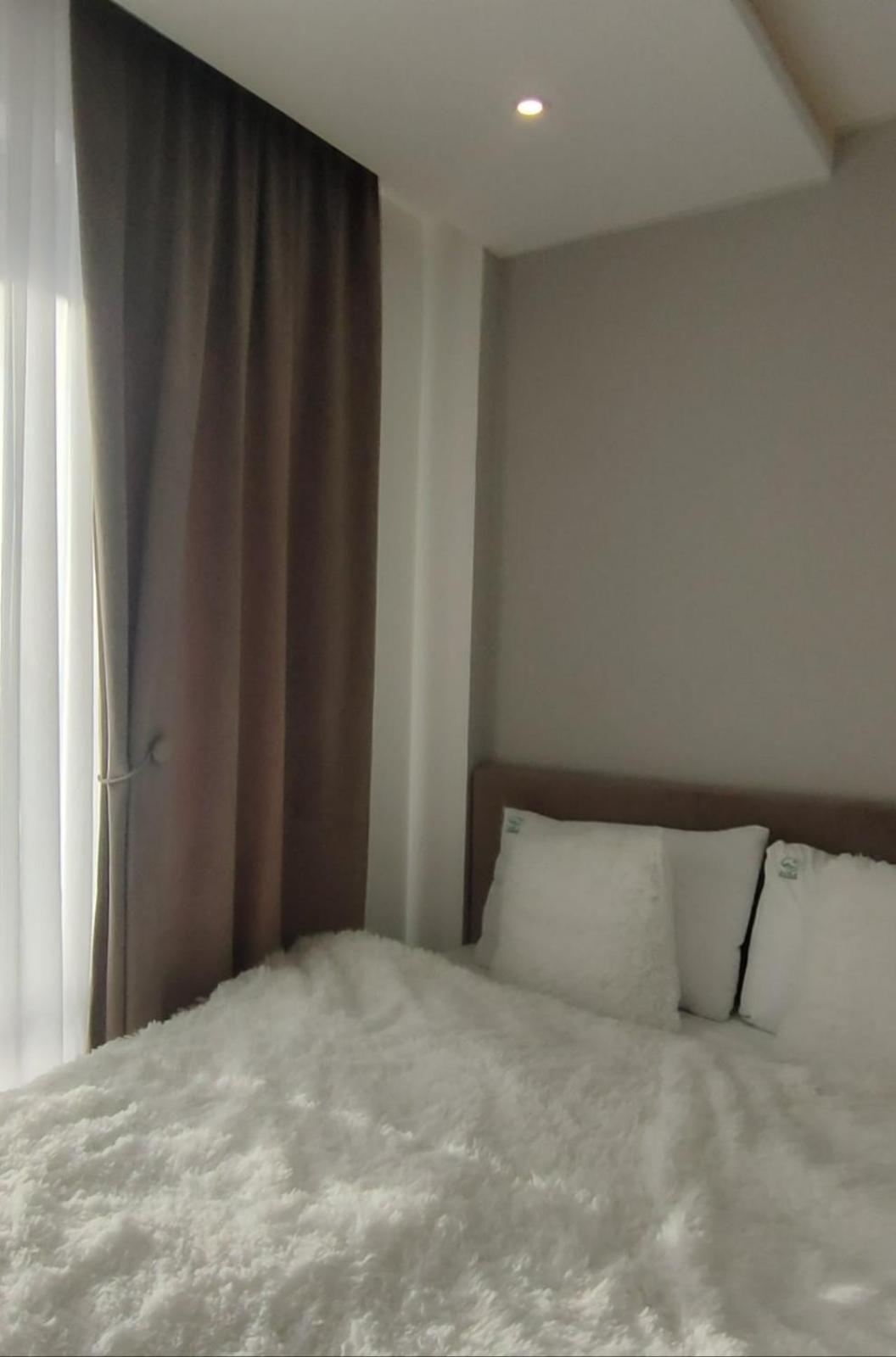 Lola Apartman Milmari & Residence Hill 카파오닉 외부 사진